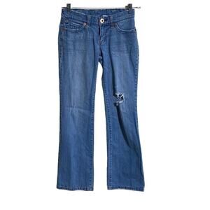 Bongo Women's Light Blue Washed Distressed Mid-Rise Straight Leg Capri Jeans 3